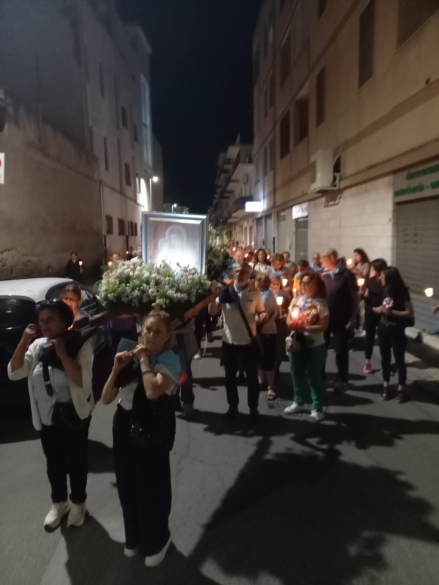 cammino in processione notte 8 giugno 2024_ (12)