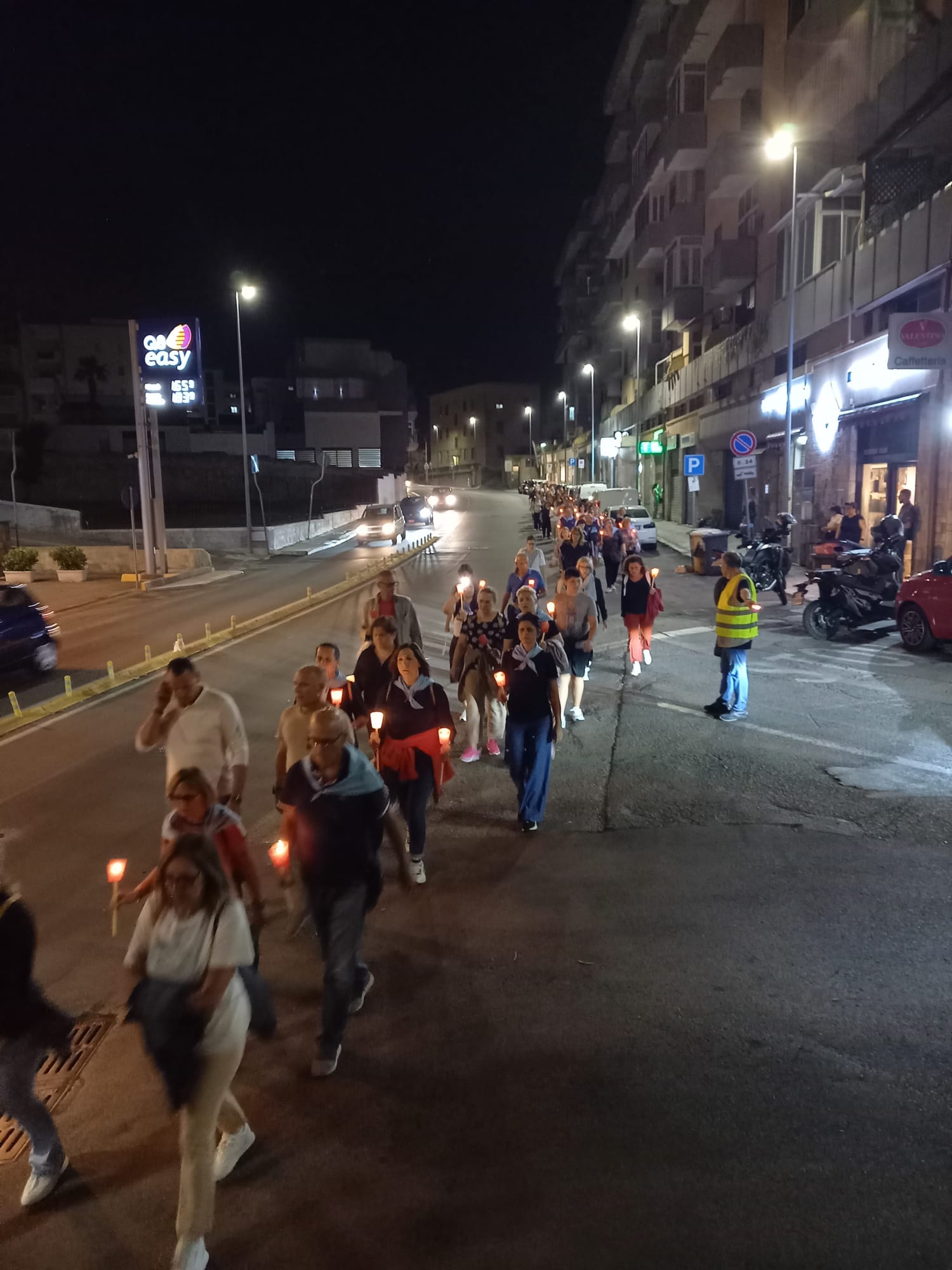 cammino in processione notte 8 giugno 2024_ (30)