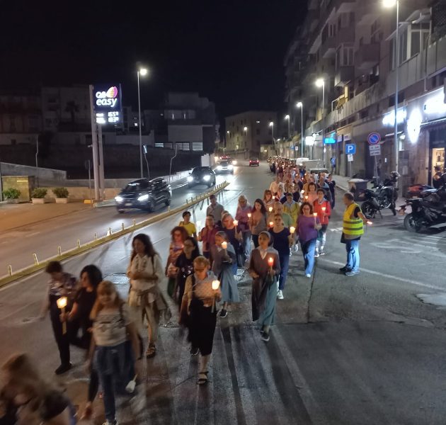 cammino in processione notte 8 giugno 2024_ (26)